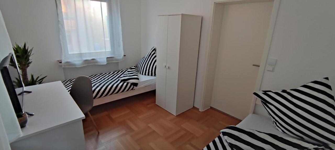 Schoene Und Optimal Gelegene Wohnung Weisskirchen Exterior foto