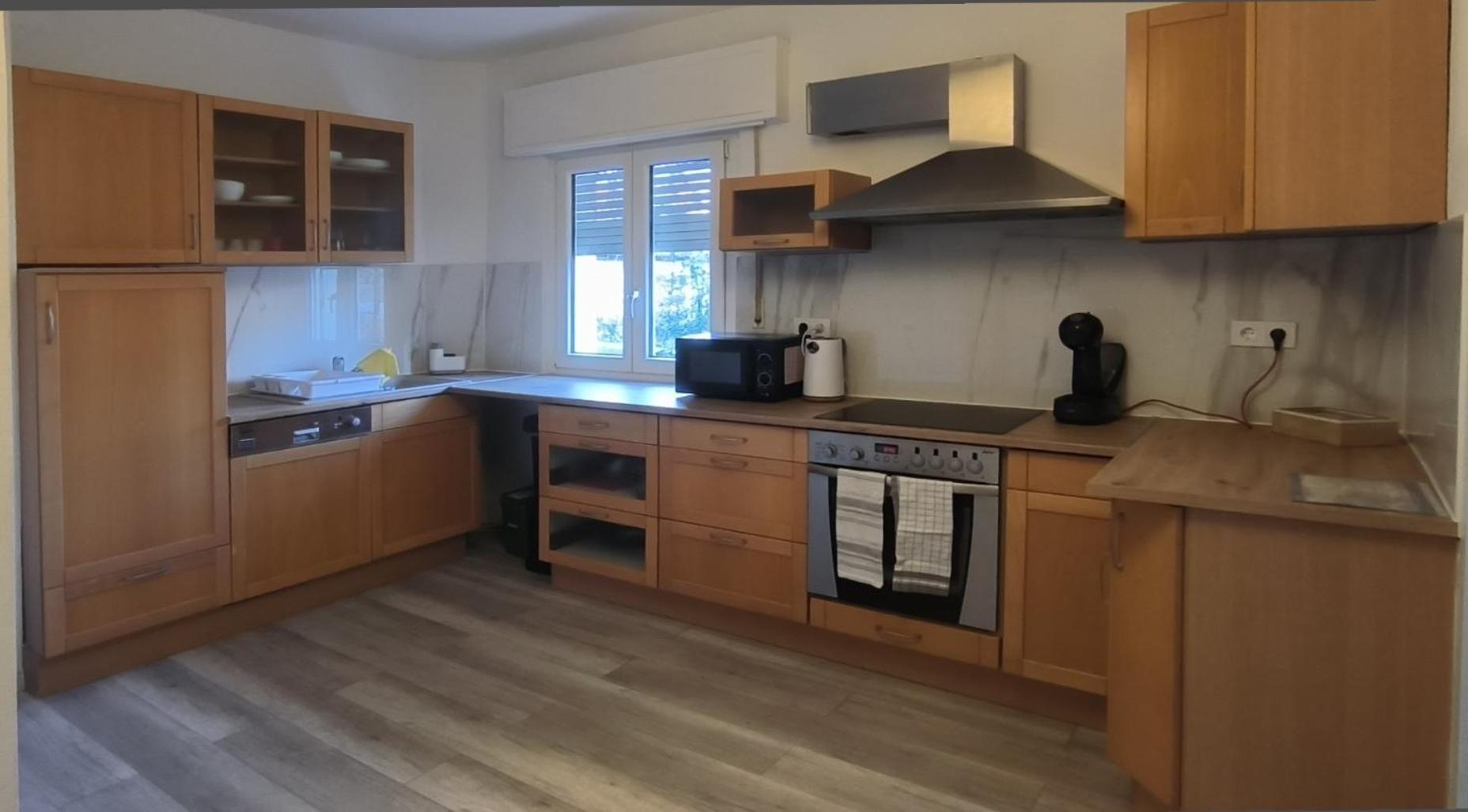 Schoene Und Optimal Gelegene Wohnung Weisskirchen Exterior foto